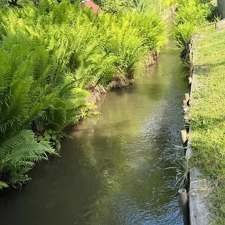 Kleines Am Park 度假居 Uhyst